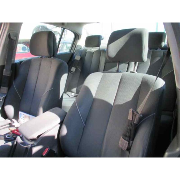 renault megane ii classic berlina del año 2004