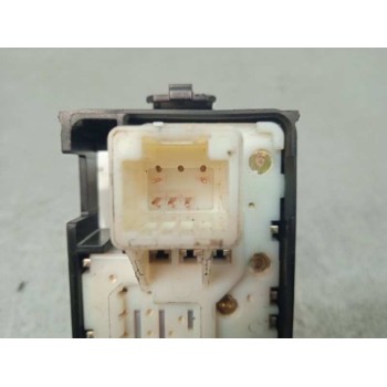 Recambio de mando elevalunas trasero derecho para lexus ct 200h referencia OEM IAM 8481076010  