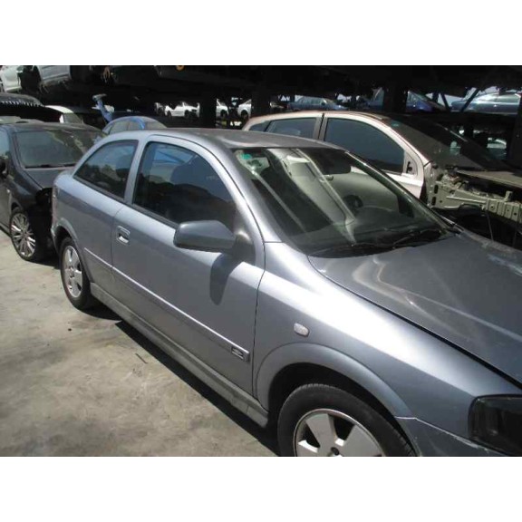 opel astra g berlina del año 2003