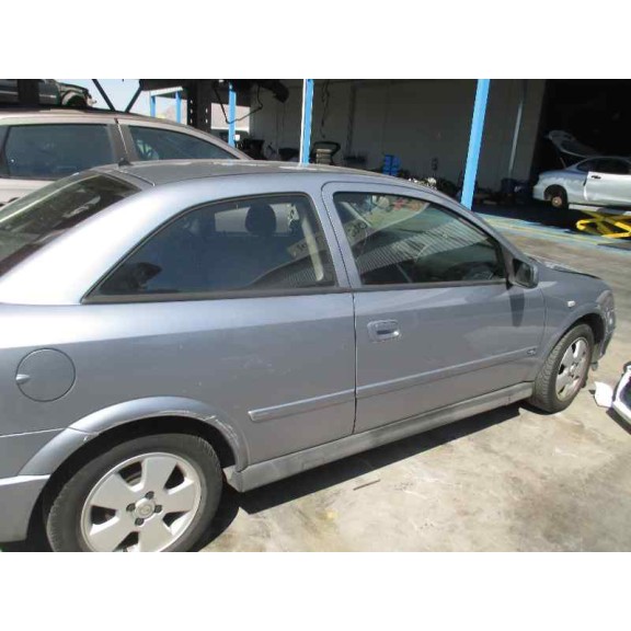 opel astra g berlina del año 2003
