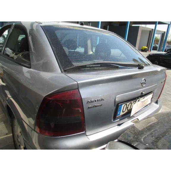 opel astra g berlina del año 2003