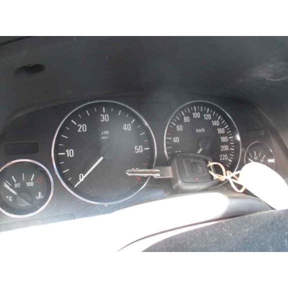 opel astra g berlina del año 2003