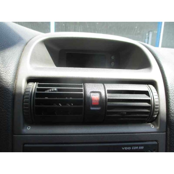 opel astra g berlina del año 2003