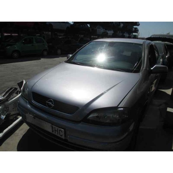 opel astra g berlina del año 2003