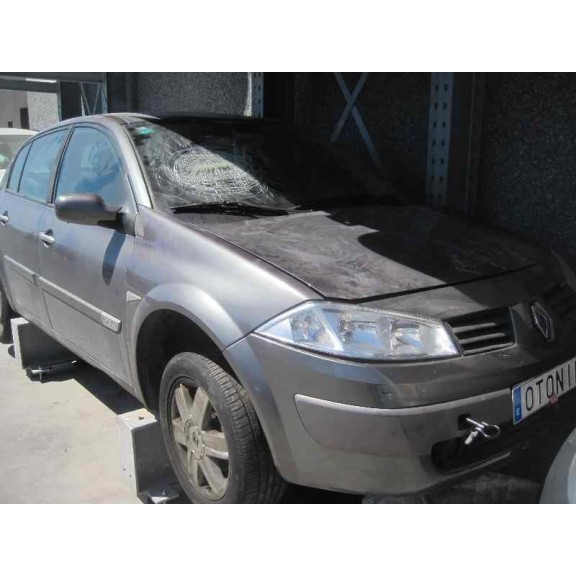 renault megane ii classic berlina del año 2004