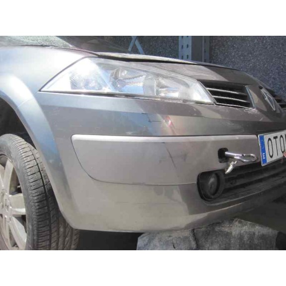 renault megane ii classic berlina del año 2004