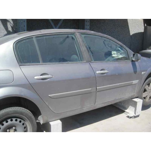 renault megane ii classic berlina del año 2004