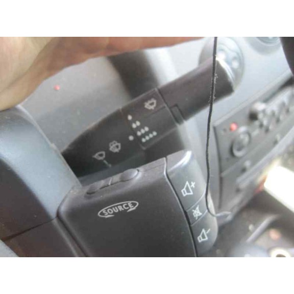 renault megane ii classic berlina del año 2004