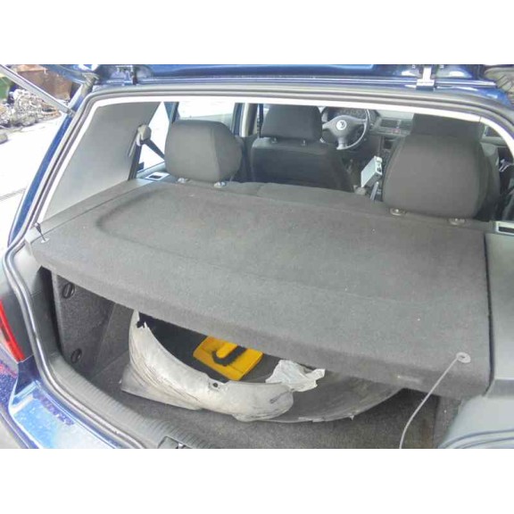 volkswagen golf iv berlina (1j1) del año 2002