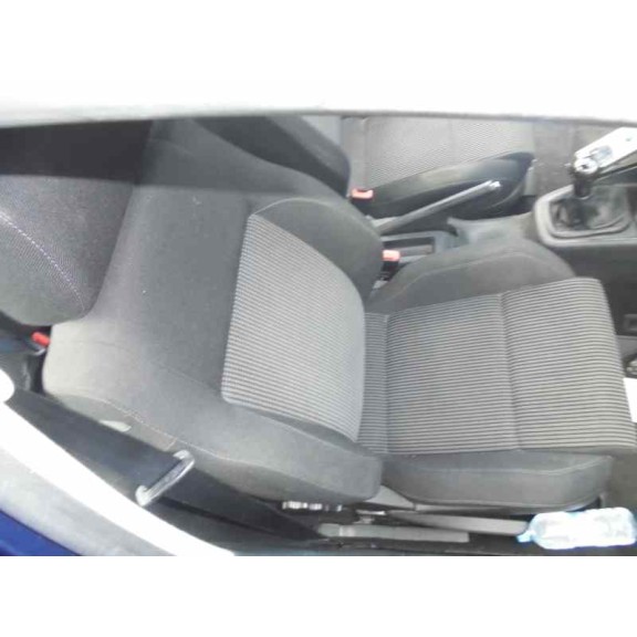 volkswagen golf iv berlina (1j1) del año 2002