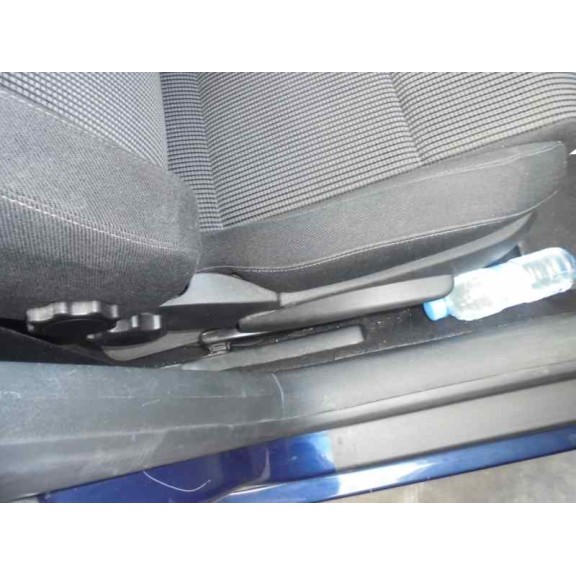 volkswagen golf iv berlina (1j1) del año 2002