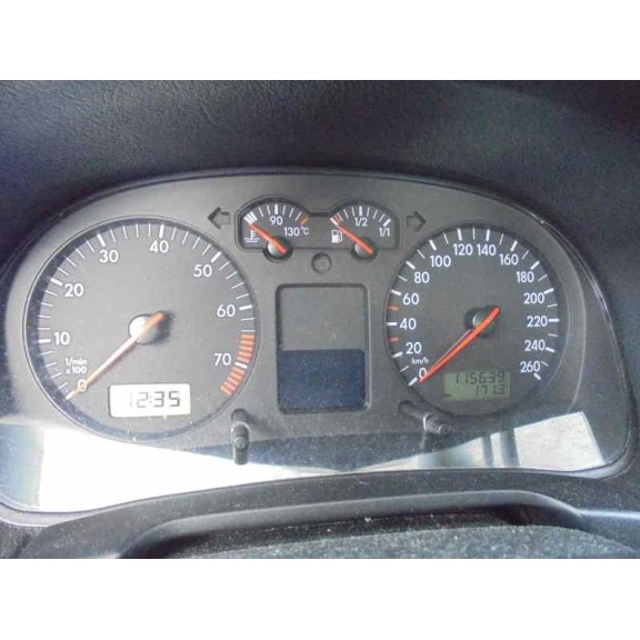 volkswagen golf iv berlina (1j1) del año 2002