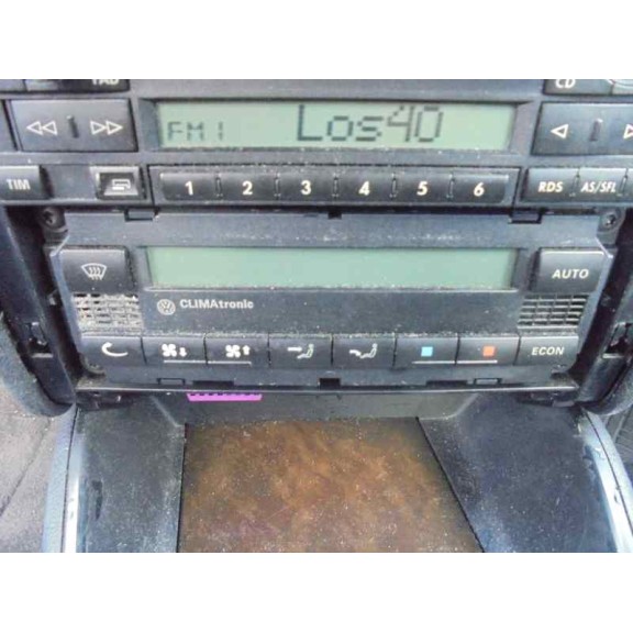 volkswagen golf iv berlina (1j1) del año 2002