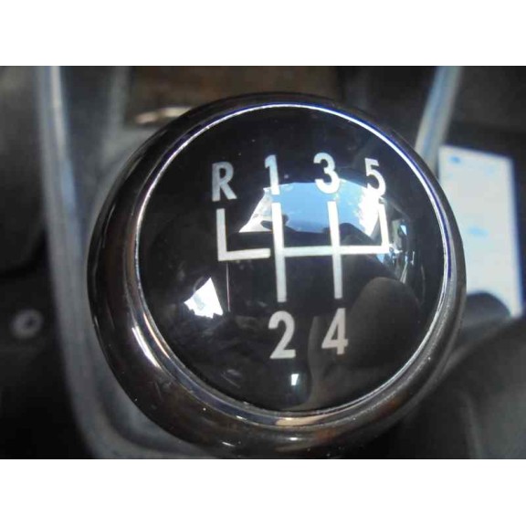 volkswagen golf iv berlina (1j1) del año 2002