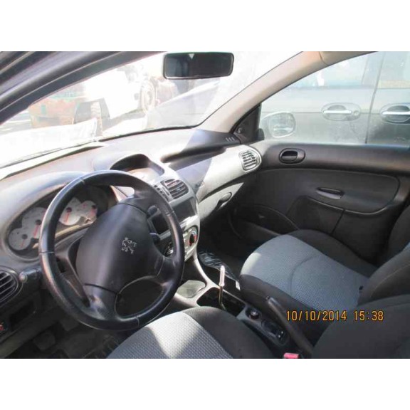 peugeot 206 berlina del año 2003