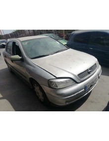 opel astra g berlina del año 2001 2