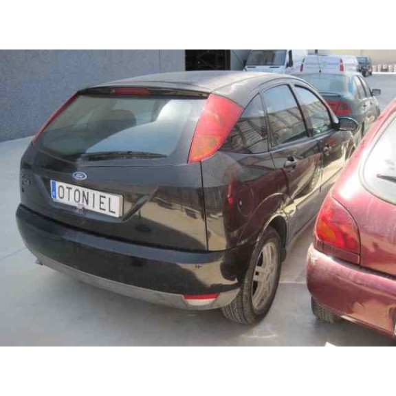 ford focus berlina (cak) del año 2001