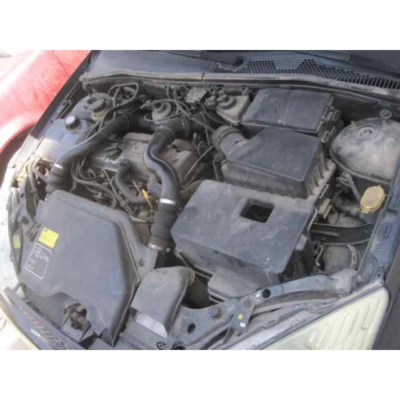 ford focus berlina (cak) del año 2001