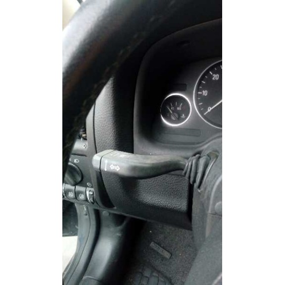 opel astra g berlina del año 2002