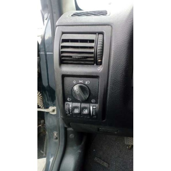 opel astra g berlina del año 2002