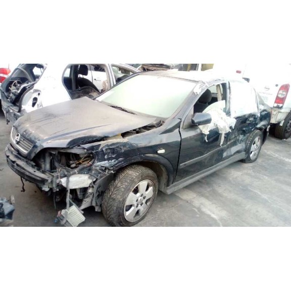 opel astra g berlina del año 2002