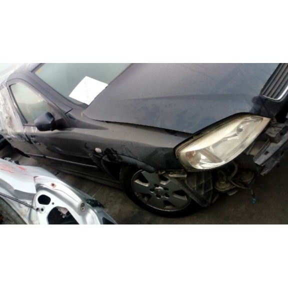 opel astra g berlina del año 2002