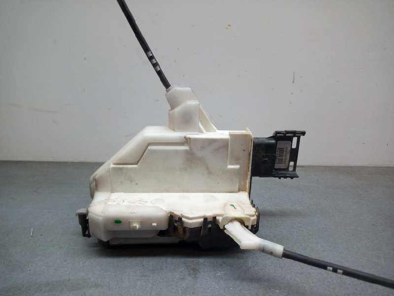 Recambio de cerradura puerta delantera derecha para peugeot 5008 premium referencia OEM IAM PSA732290 6 PINES 