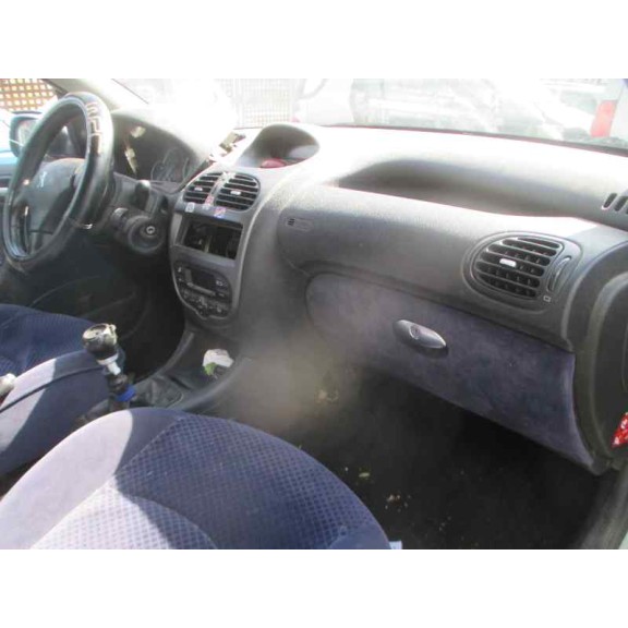 peugeot 206 berlina del año 2005