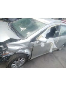 toyota corolla verso (r1) del año 2004 2