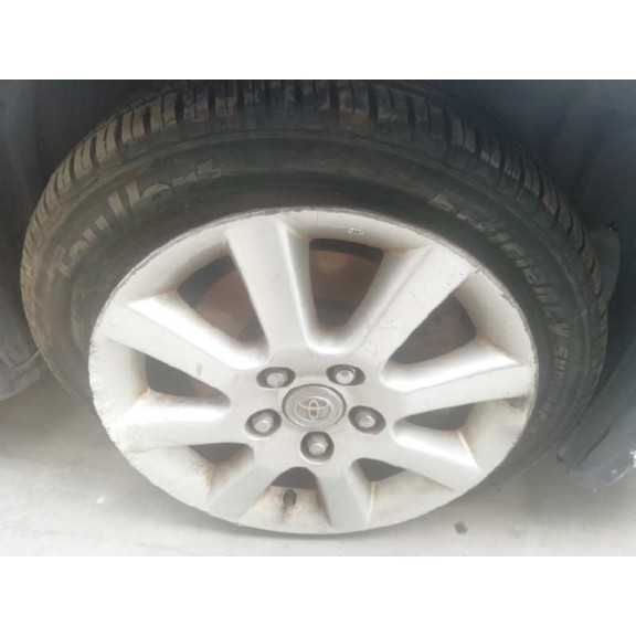 toyota corolla verso (r1) del año 2004