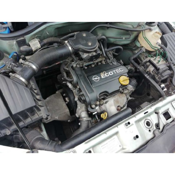 opel corsa c del año 2002