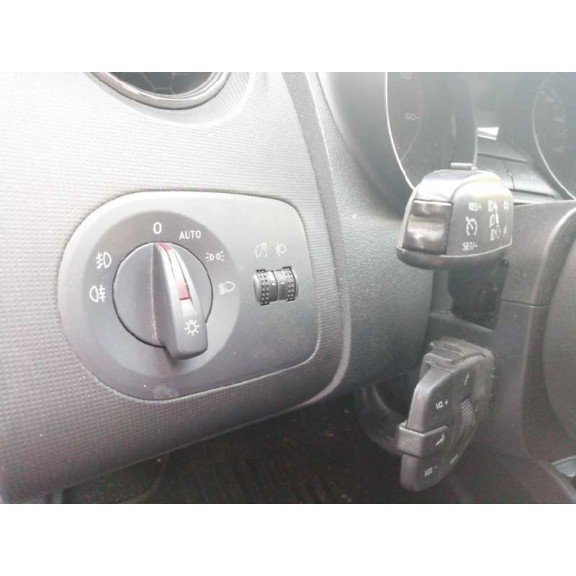 seat ibiza (6j5) del año 2014