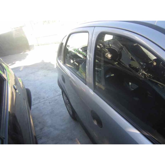 opel corsa c del año 2002