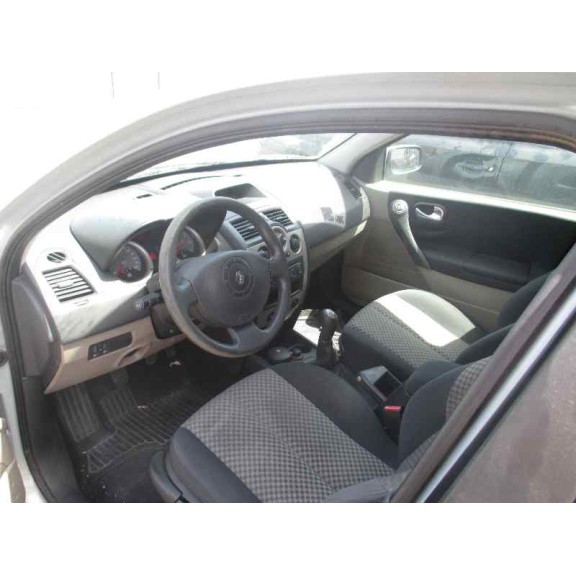 renault megane ii berlina 5p del año 2002
