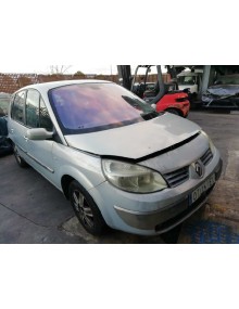 renault scenic ii del año 2004