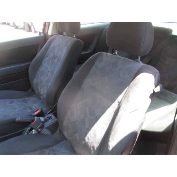 opel astra g berlina del año 2001