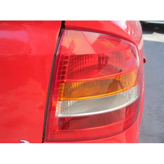 opel astra g berlina del año 2001