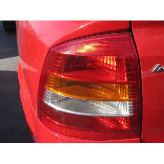 opel astra g berlina del año 2001