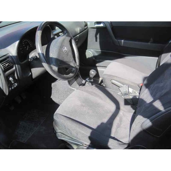 opel astra g berlina del año 2001