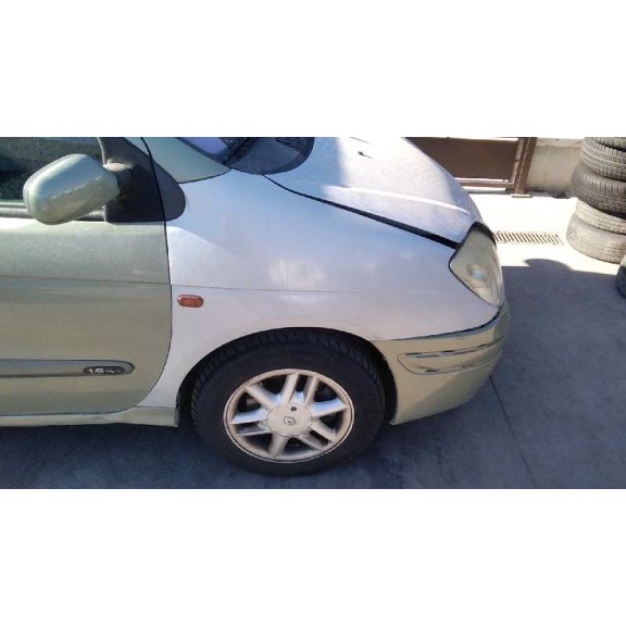 renault scenic (ja..) del año 2002