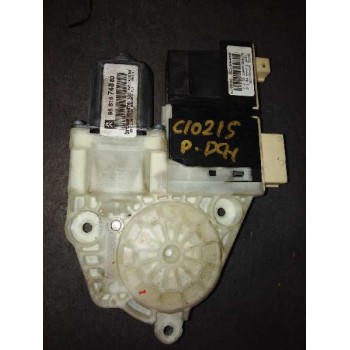 MOTOR ELEVALUNAS DELANTERO DERECHO 9681574880 