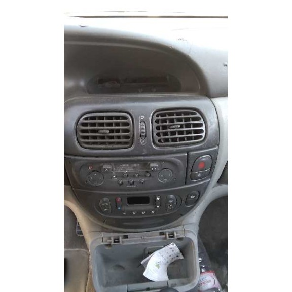 renault scenic (ja..) del año 2002