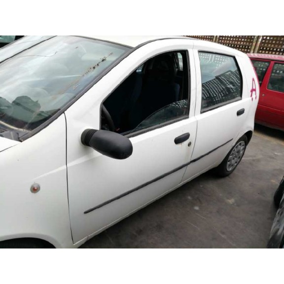 fiat punto berlina (188) del año 2001