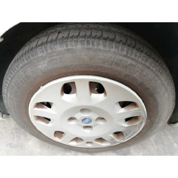 fiat punto berlina (188) del año 2001