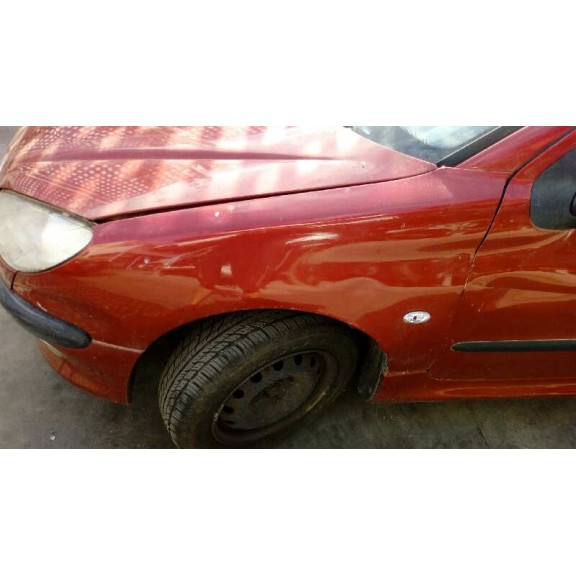 peugeot 206 berlina del año 2002