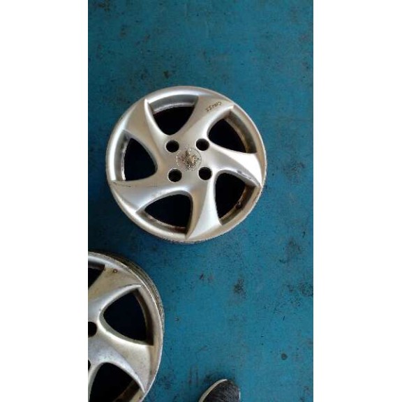 peugeot 206 berlina del año 2002