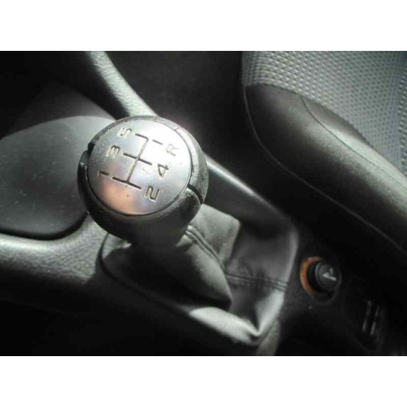 peugeot 206 berlina del año 2003
