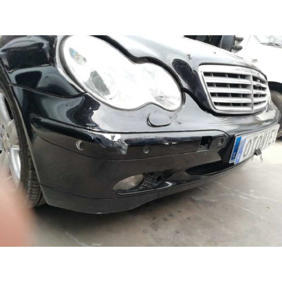 mercedes-benz clase c (w203) berlina del año 2003