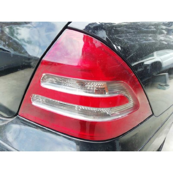 mercedes-benz clase c (w203) berlina del año 2003