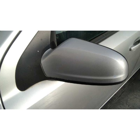 opel astra h berlina del año 2005